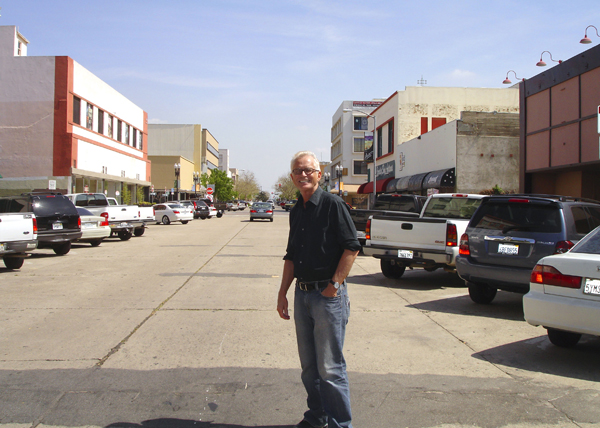 Bakersfield 105