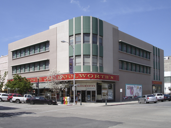 Bakersfield 109
